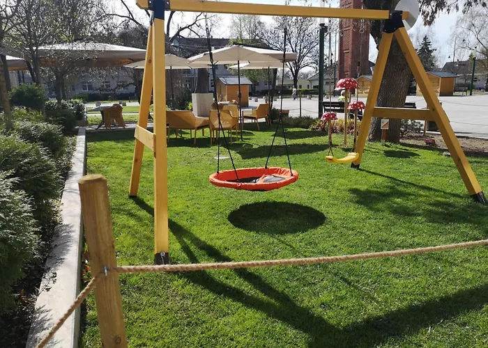 City Apartments Dabas Apartamento Dabas